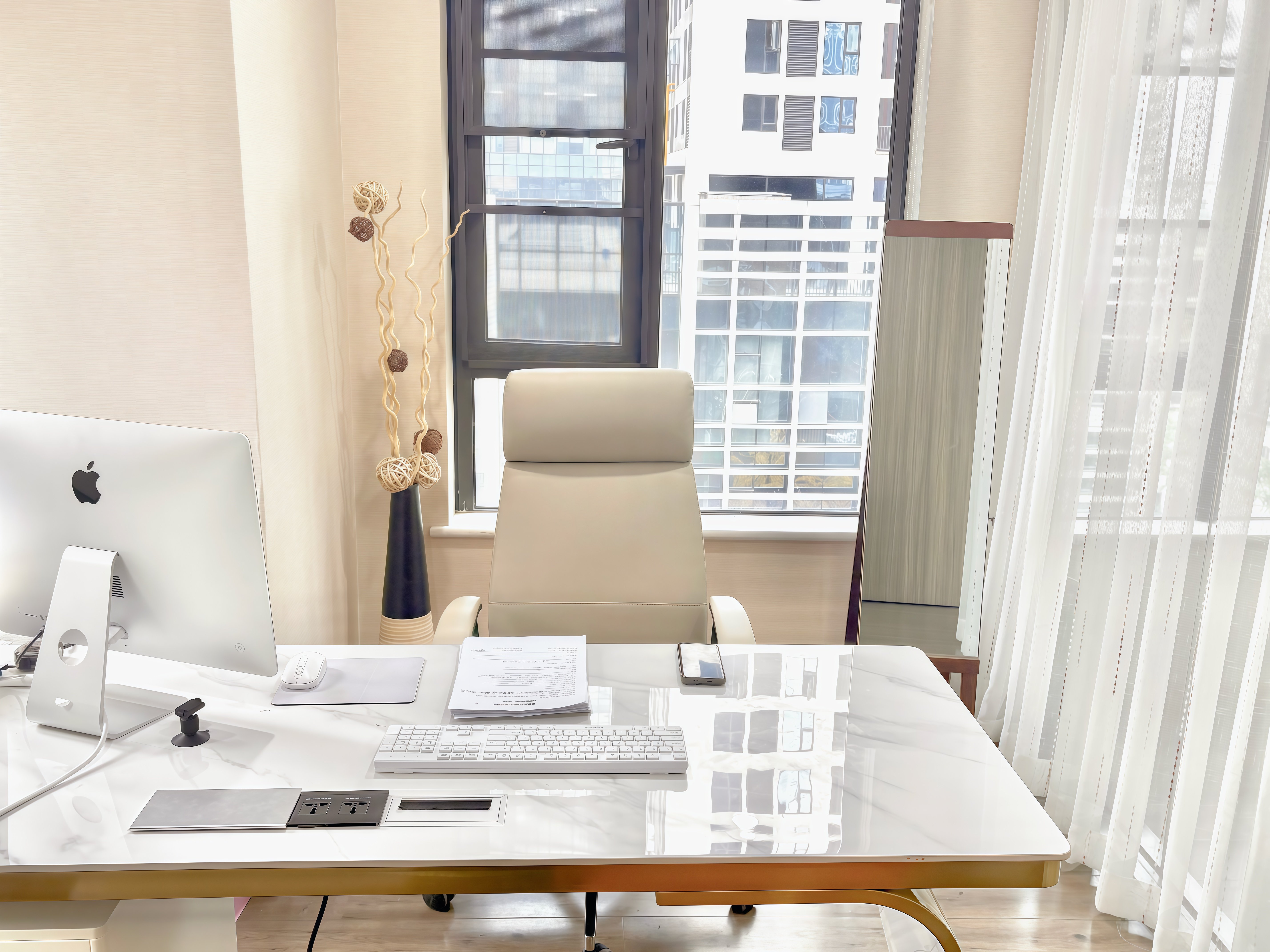 上海市金保成主攻项目4：皮肤疾病治疗，从根源搞定黄褐斑、痤疮